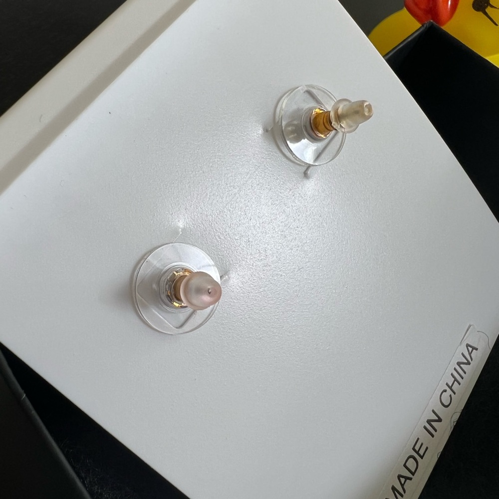 NWT💍  Baublebar  “POISON APPLE” Stud Earrings - Picture 8 of 11